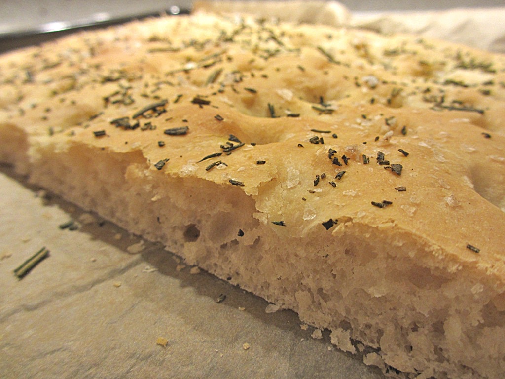 Focaccia-met-Zeeuwsche-Zoute-en-rozemarijn