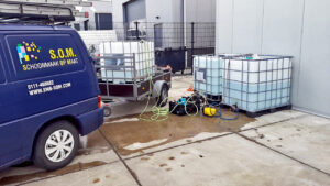 SOM - Gedestilleerd water