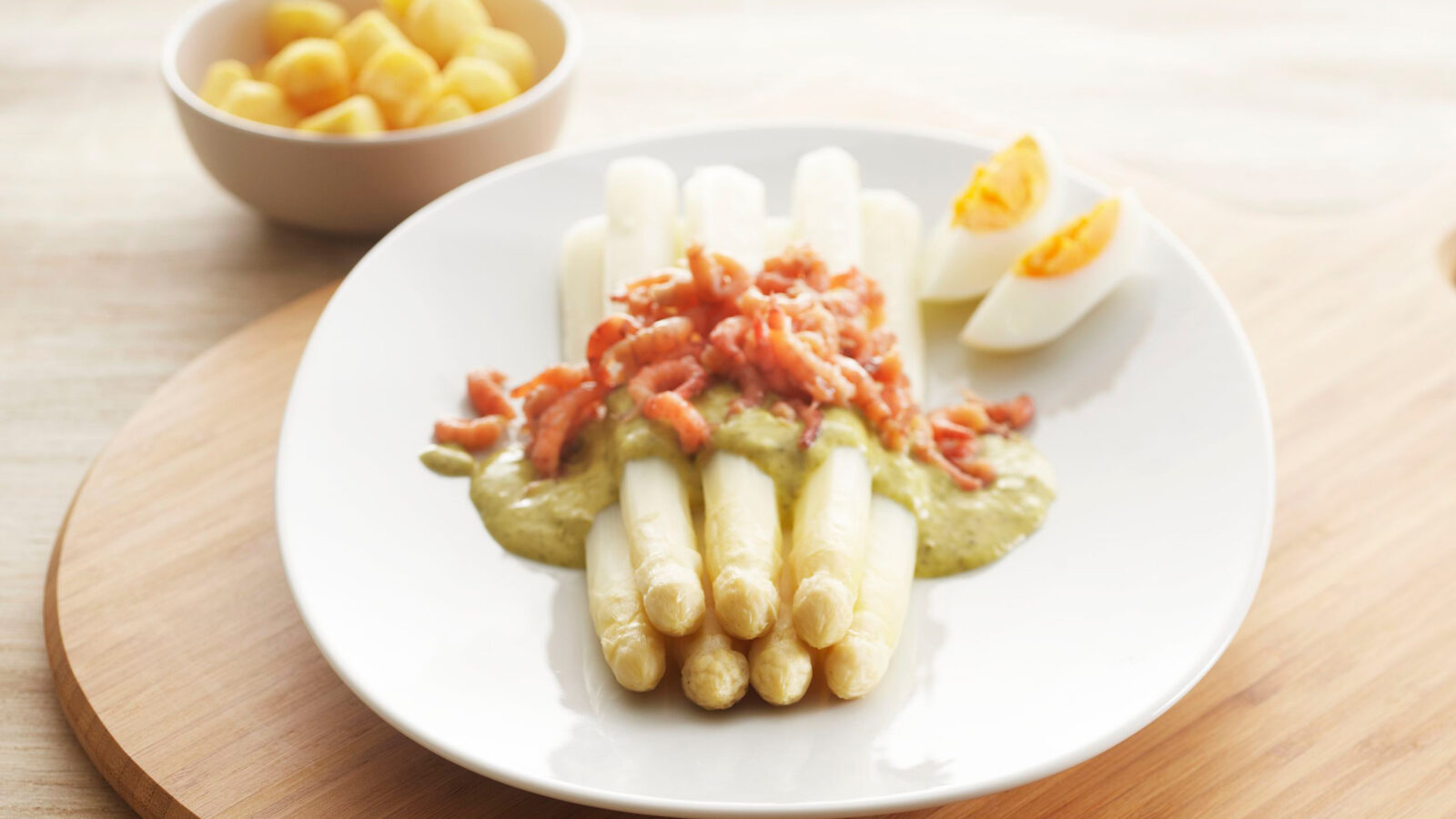 Witte asperge met Hollandse garnalen en Zeeuwsche Zoute